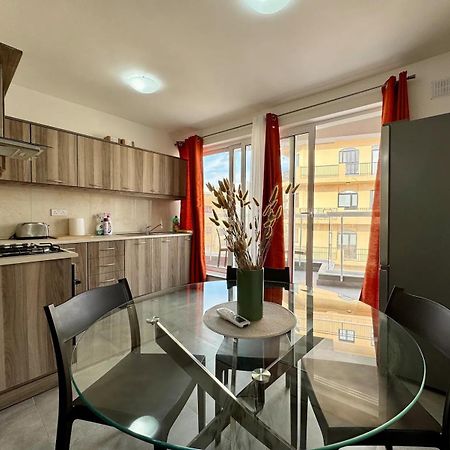 Mive-Delux Three Bedroom Apartment In 马尔萨斯卡拉 外观 照片