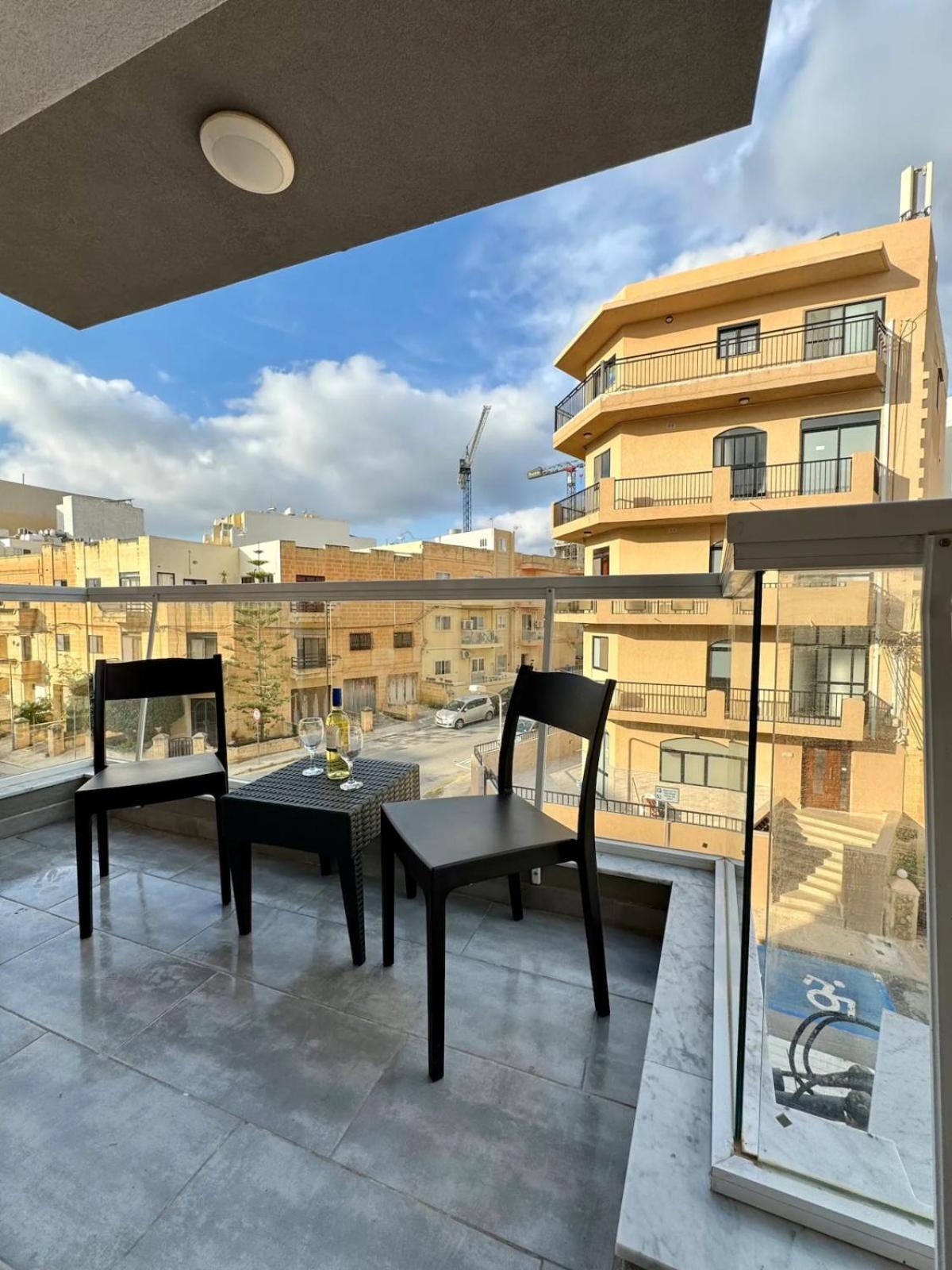 Mive-Delux Three Bedroom Apartment In 马尔萨斯卡拉 外观 照片