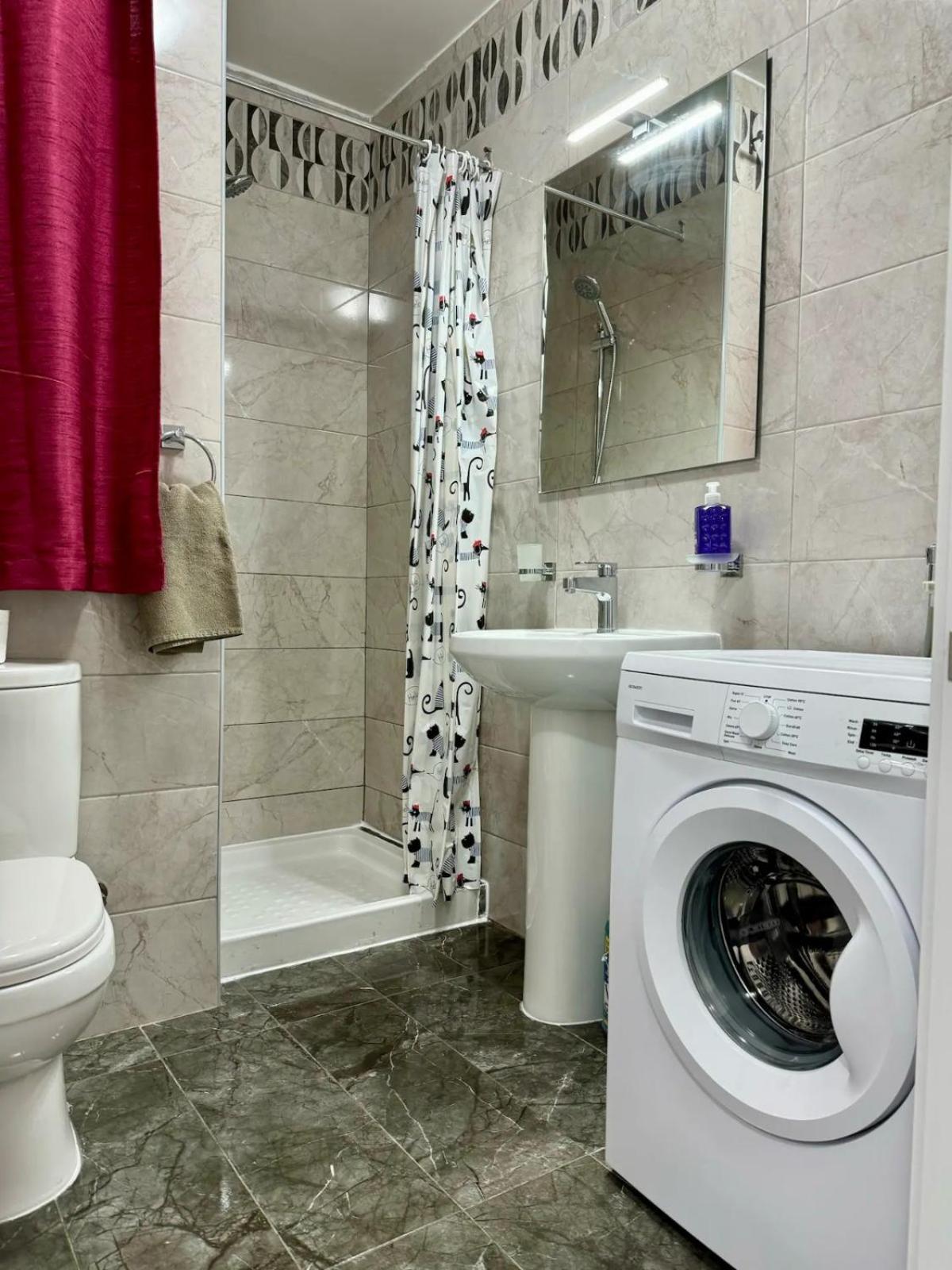 Mive-Delux Three Bedroom Apartment In 马尔萨斯卡拉 外观 照片